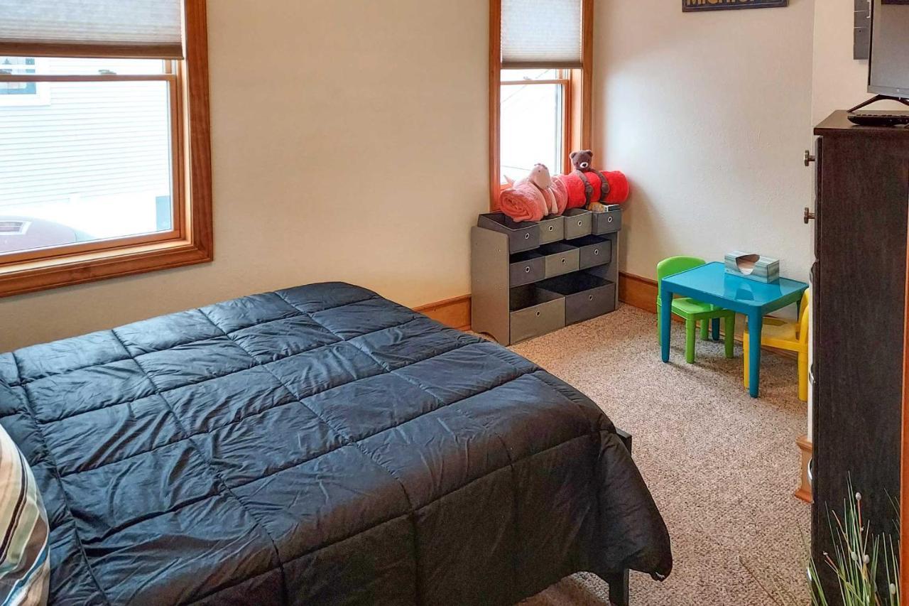 All-Season Grand Haven Getaway With Deck! Luaran gambar
